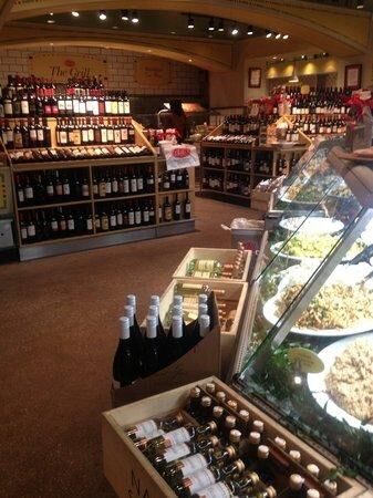 #7. Eatzi's Market & Bakery